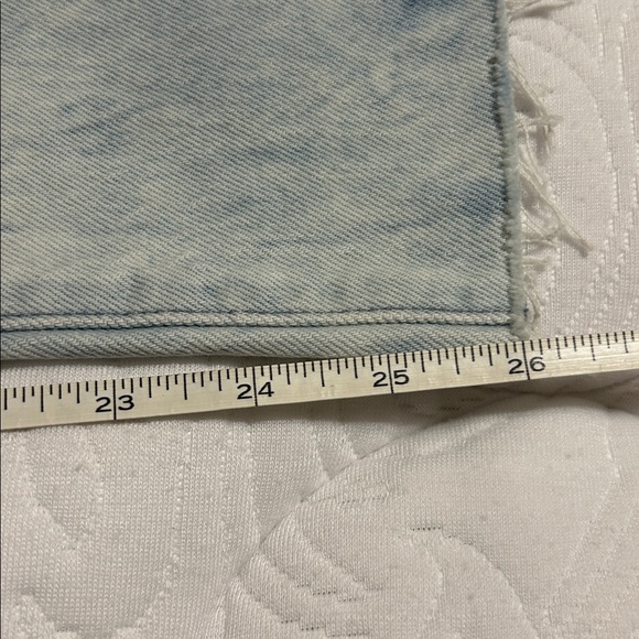 Frame Hi-Rise Straight leg jean size 30. NWT - Picture 11 of 11